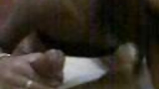 由家庭性交美女在管家色情制服