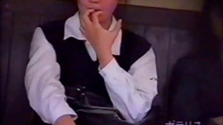 兒子偷偷地射殺了他的父母他媽的色情片