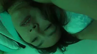 俄羅斯黑妞性交在一些男人色情的貓