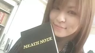 成年叔叔性交年輕的俄羅斯美女色情