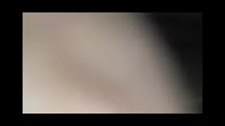 在鑄造一個年輕的小雞大致亂搞一個人在所有孔色情