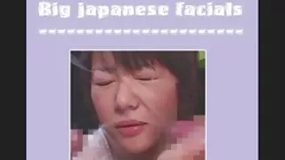 兩個多汁的屁股被一個情人打了一個情人色情片